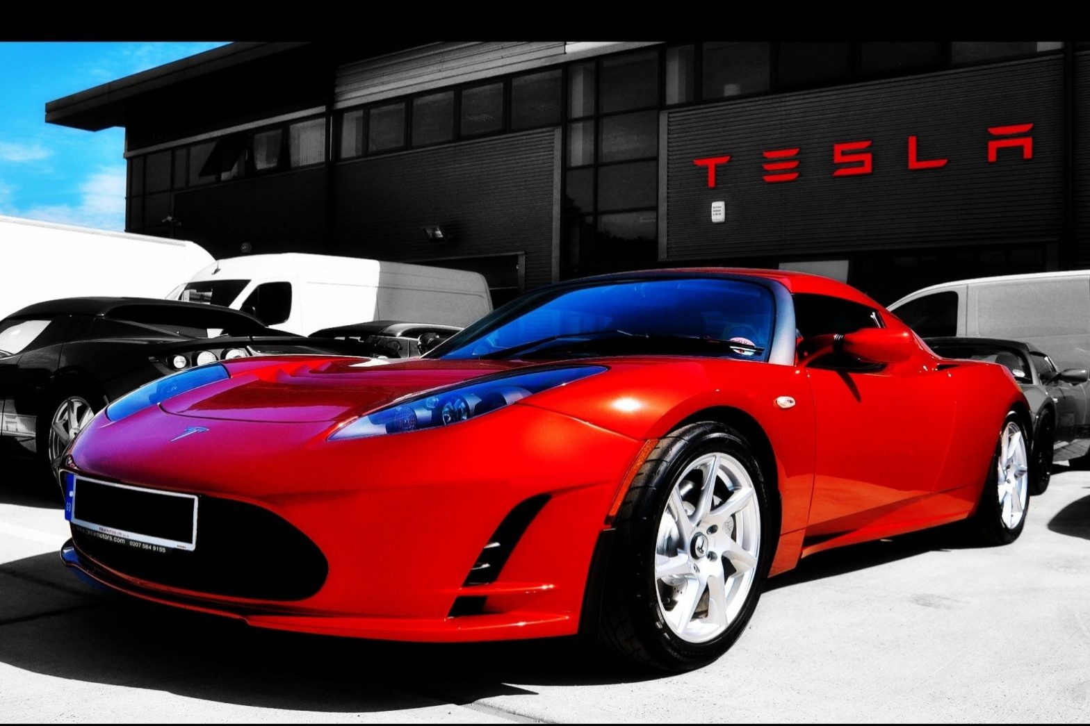 Tesla retira más de 2 millones de vehículos.