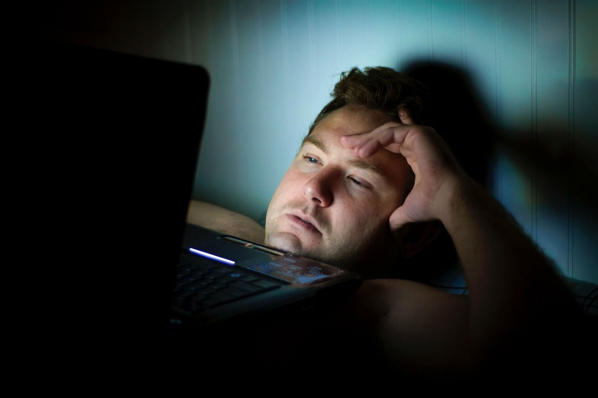 Puedes estar satisfecho con tu vida y aun así no sentirte bien: los datos lo muestran