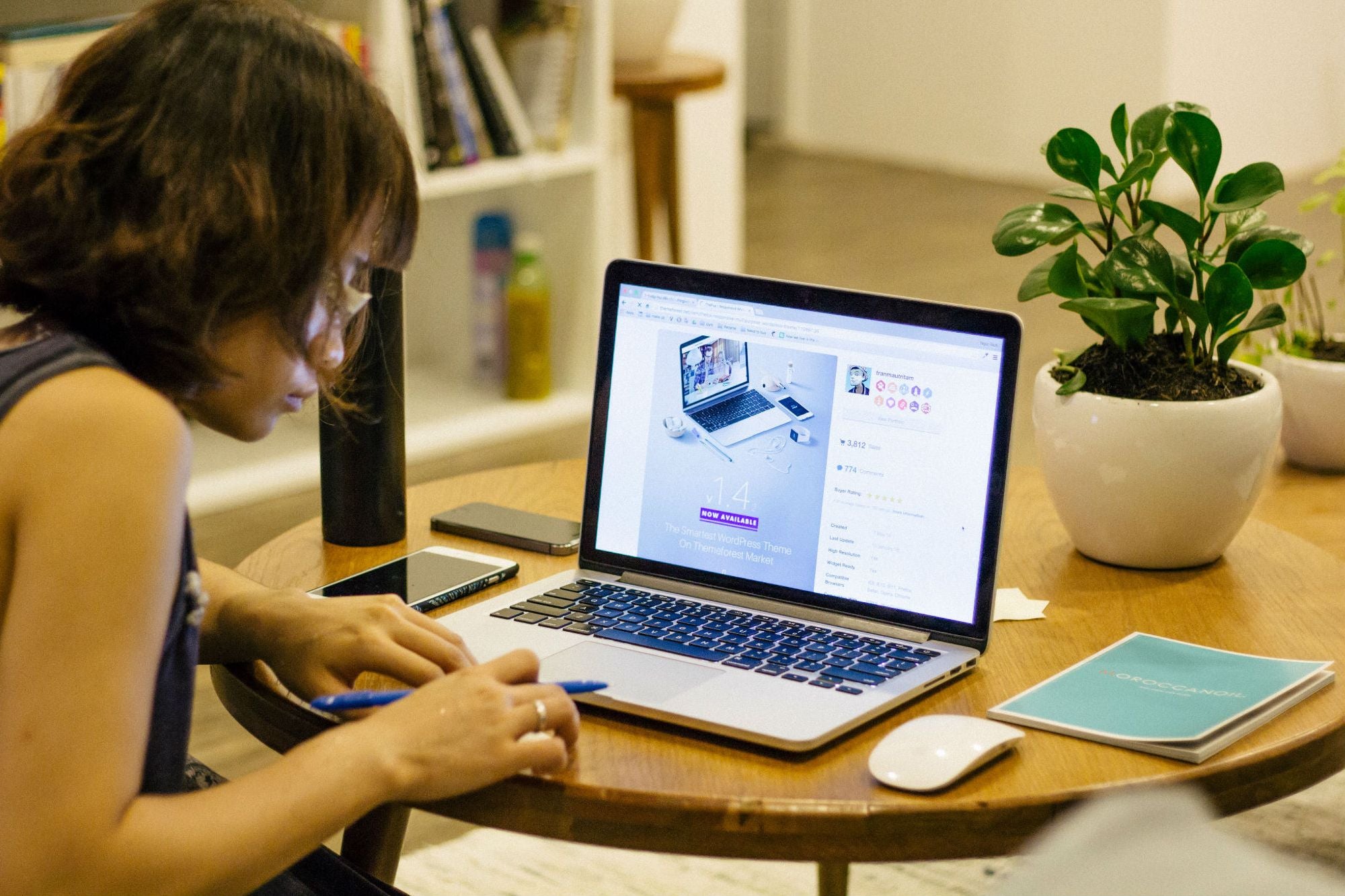 ¿Quieres refrescar tu oficina? 5 plantas que te ayudarán a transformarla