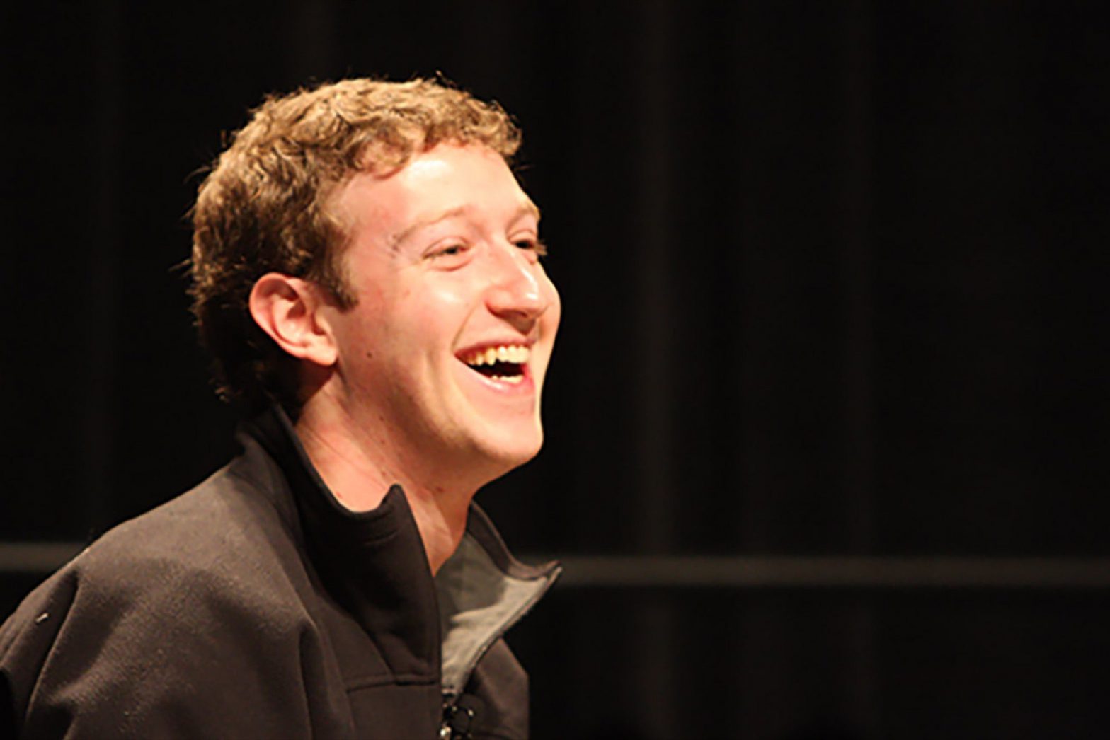 Mark Zuckerberg está entre los hombres más ricos del mundo.