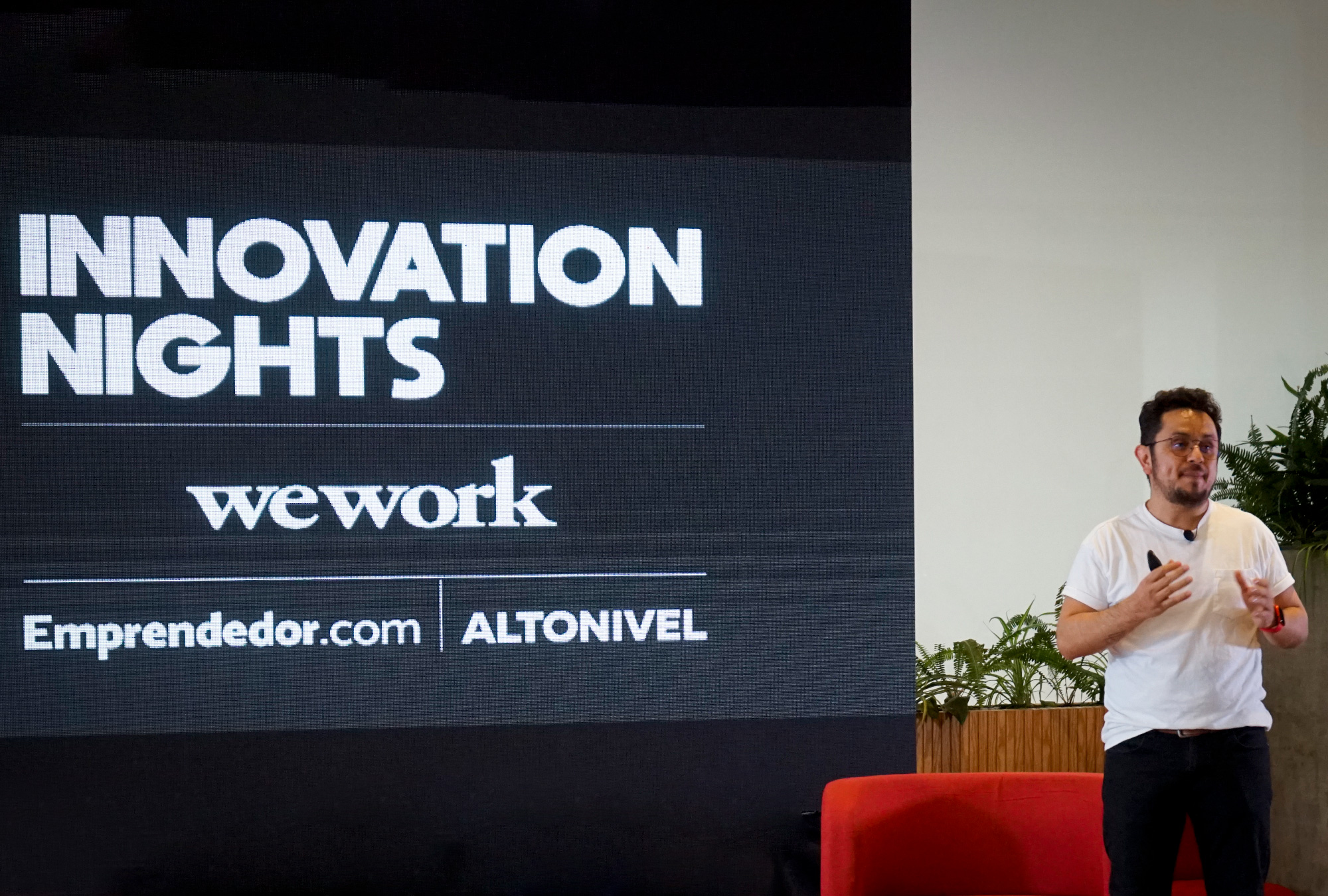 Emprendedor.com en Innovation Nights