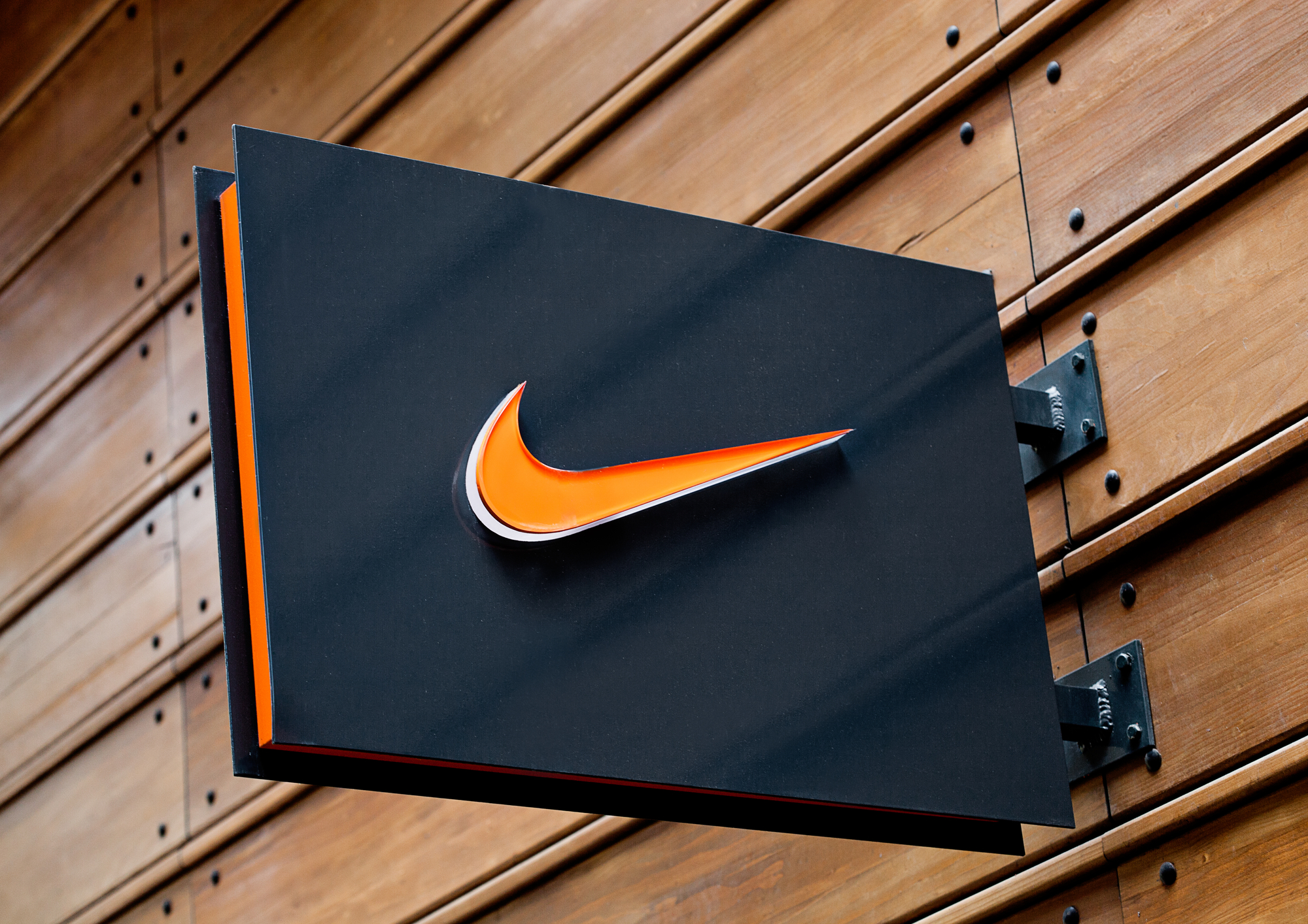 Optimismo Ladrillo Para un día de viaje Nike es la empresa que más ingresos ha obtenido por NFTs - Emprendedor