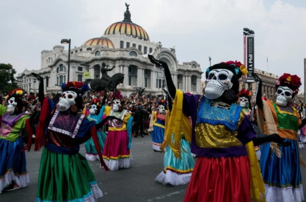 Se viene megapuente de Día de Muertos: estas son las cuatro fechas sin clases