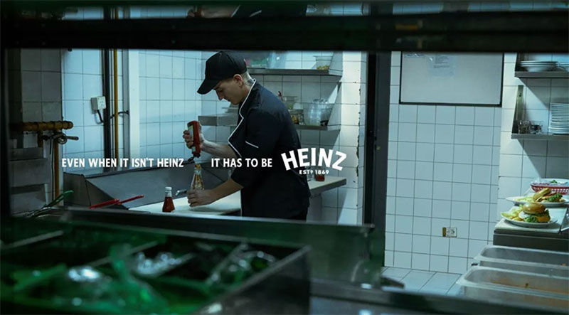 La campaña de Heinz para exponer a los restaurantes que rellenan las botellas de catsup