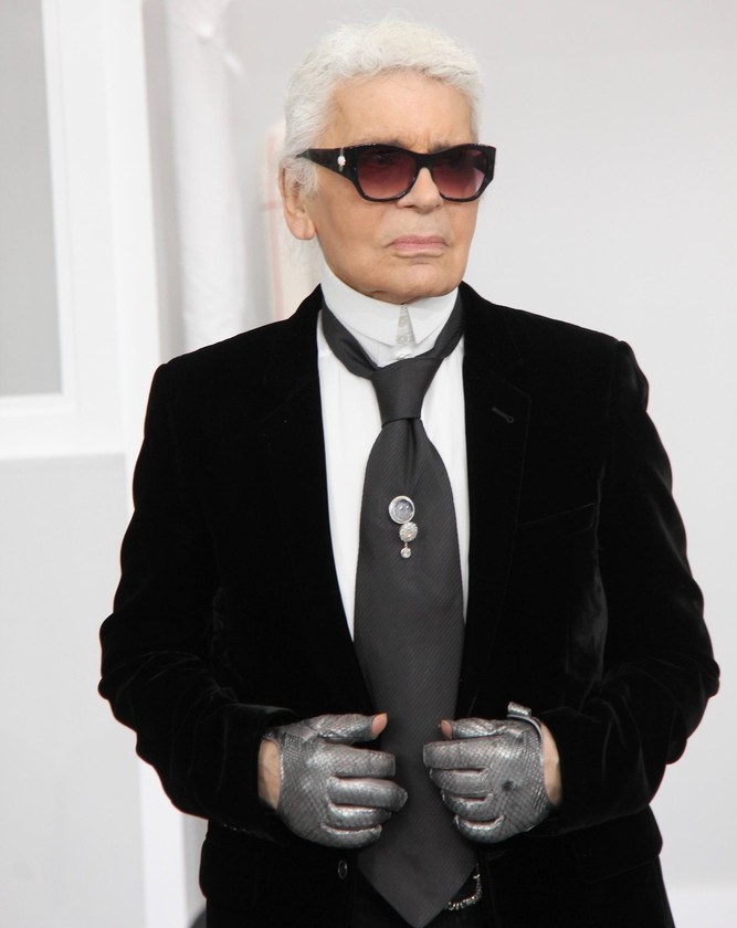 Karl Lagerfeld: A Fashion Visionary Who Transformed The Industry - Bullfrag