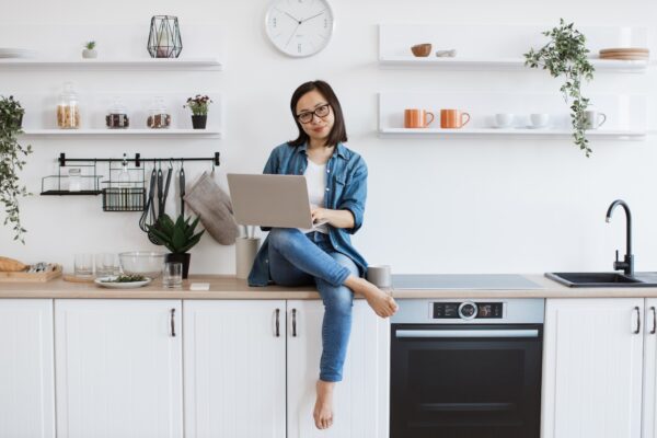 Guía de bolsillo para arrancar un negocio desde tu casa y no improvisar en el intento