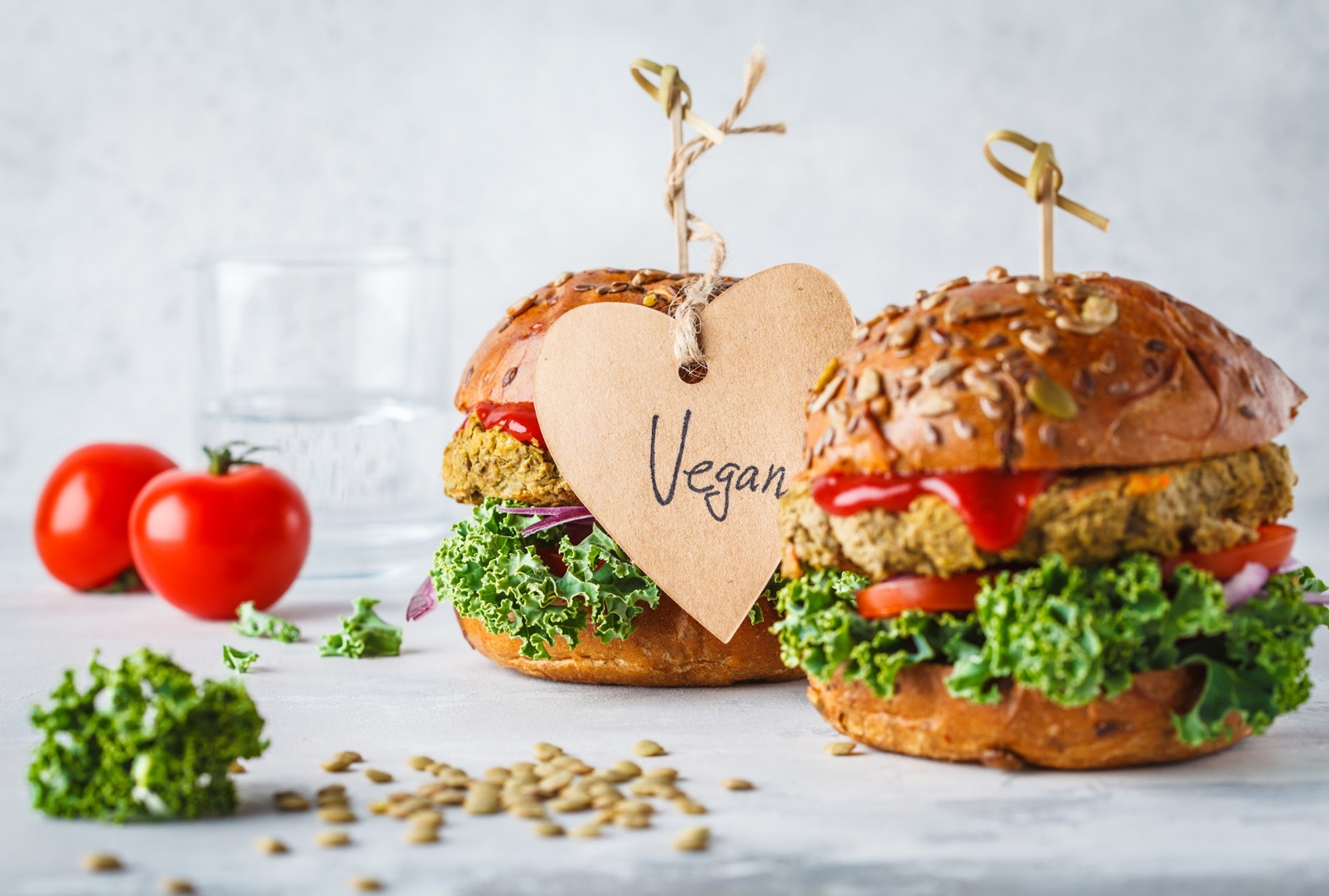 Se suele pensar que los alimentos veganos son más saludables.