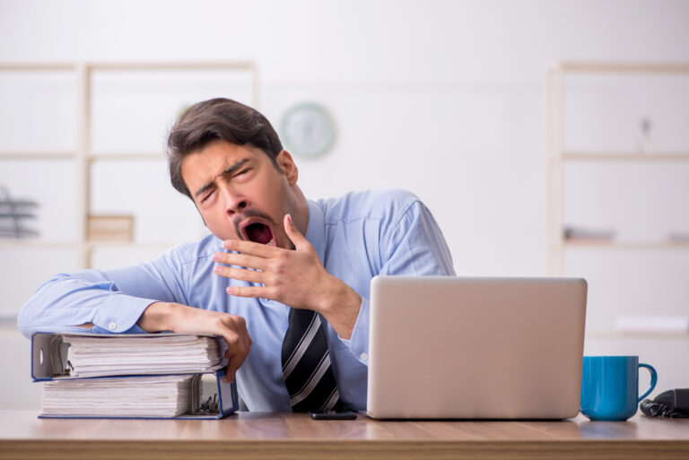  c mo quitar el sue o en el trabajo 11 tips para vencerlo emprendedor