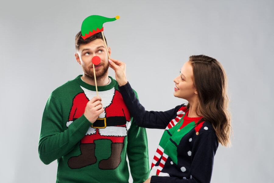 Los "suéteres feos" de Navidad se han vuelto muy populares / Imagen: Depositphotos.com