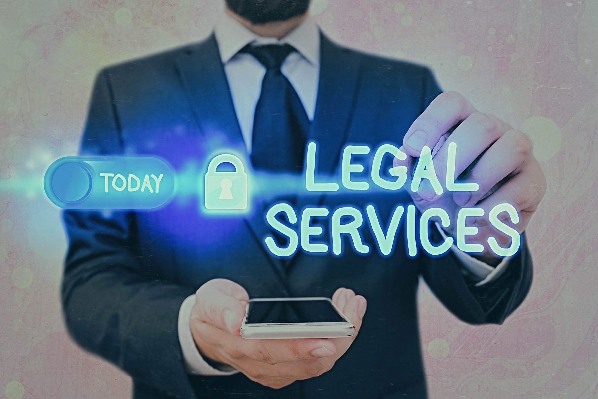 LegalTech es un término que refleja la unión de tecnología y el ámbito legal.