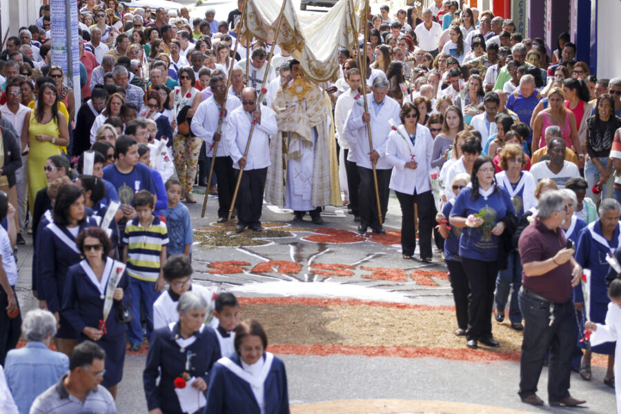 Las tradiciones de Semana Santa impulsan el turismo religioso en todo el mundo / Imagen: Depositphotos.com