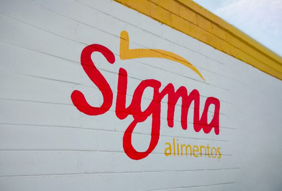 ¿Cuáles son las marcas de Sigma Alimentos y quién es su propietario en la actualidad?