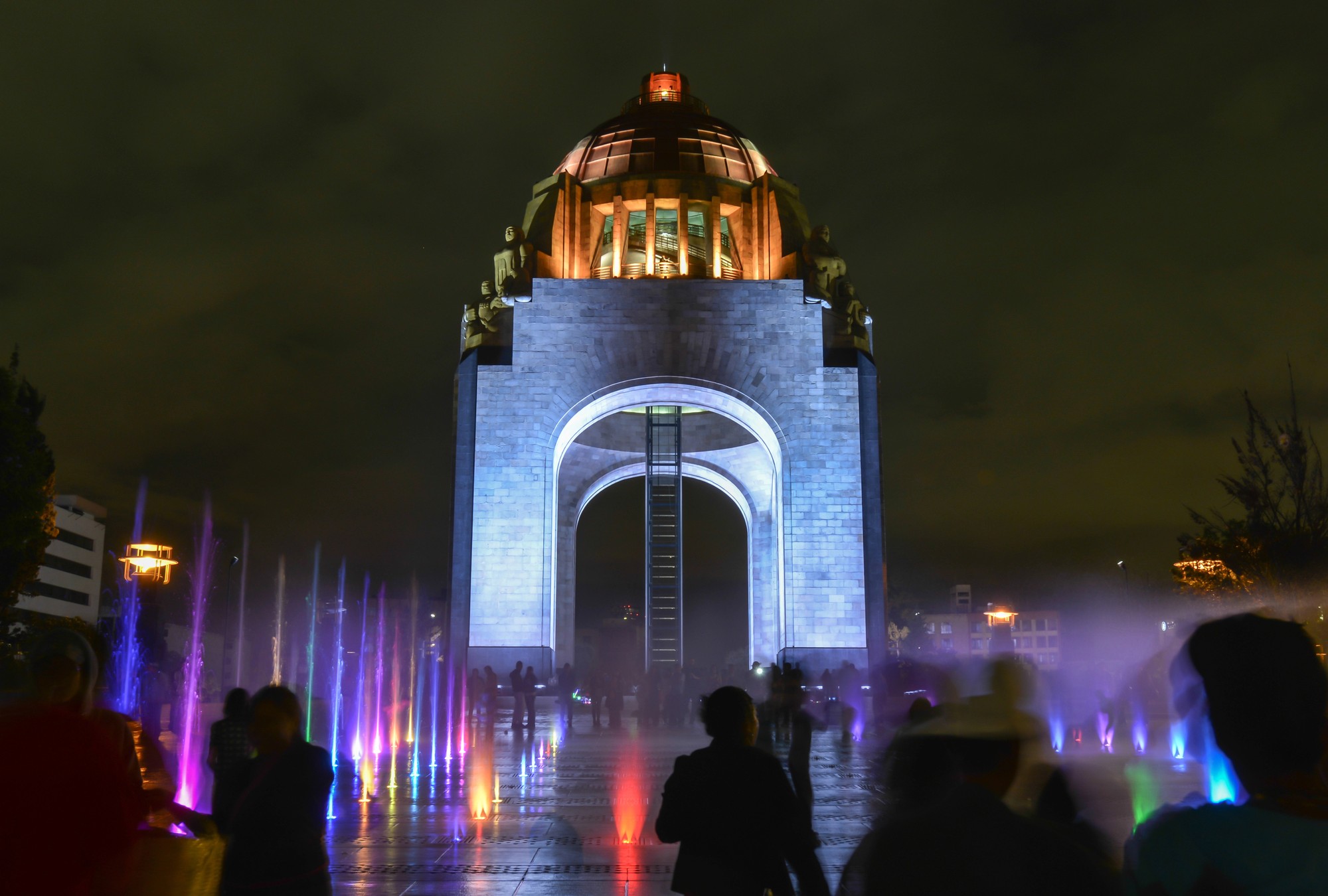 La jefatura de gobierno de la CDMX cambiará en octubre.