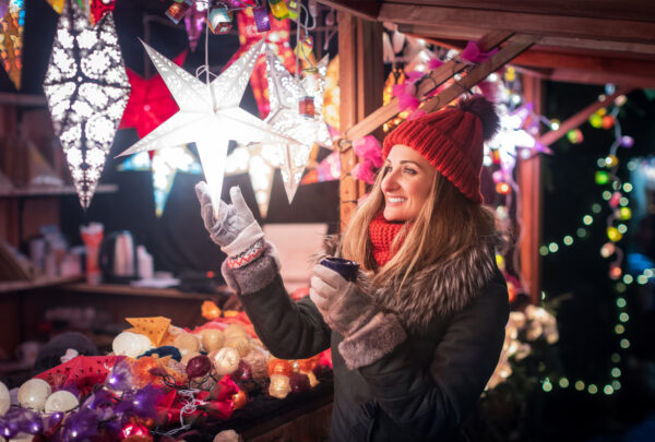 ¿Qué vender en bazares navideños? 40 opciones rentables