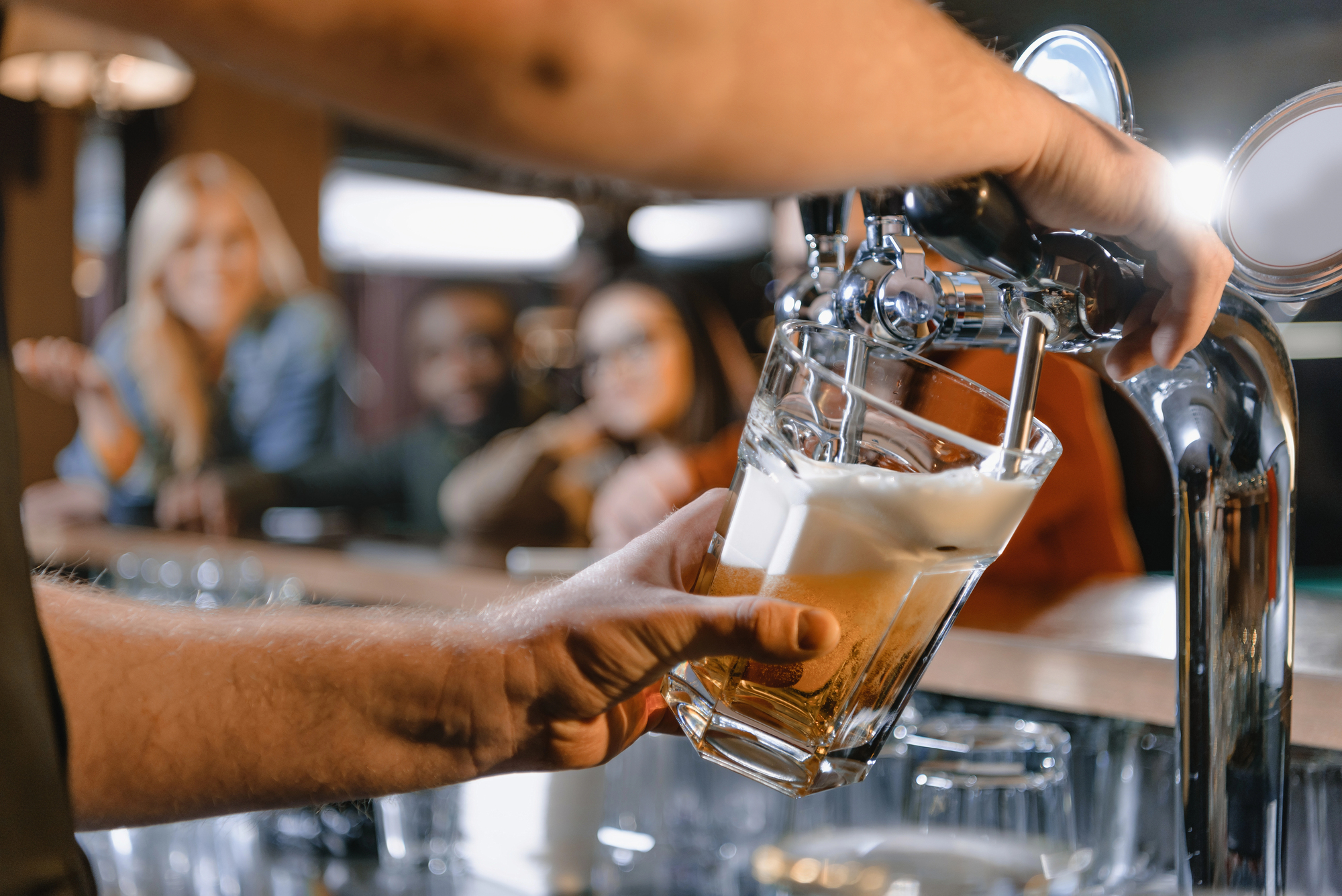¿Cuánto cuesta abrir un bar en México?