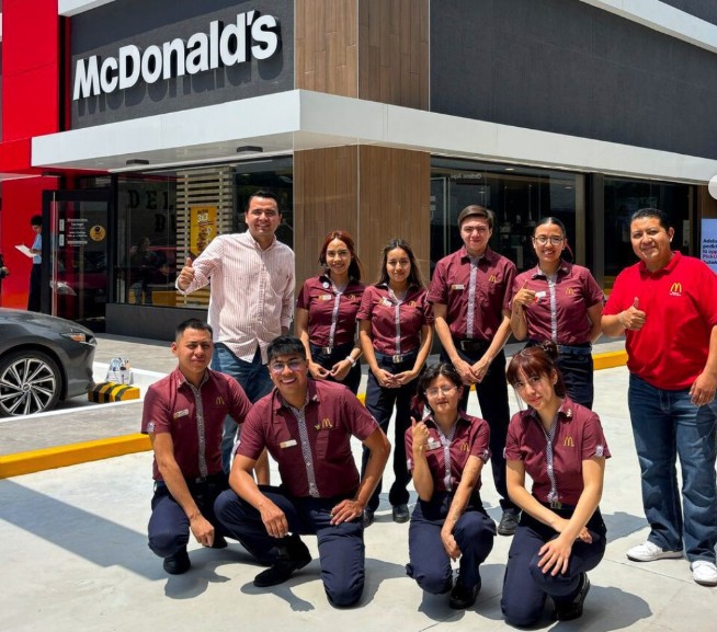 Ofreciendo más de 130 empleos formales, estamos más presentes que nunca en CDMX y el Estado de México, gracias a la apertura de San Ángel y Tultitlán | Imagen: Arcos Dorados vía Instagram