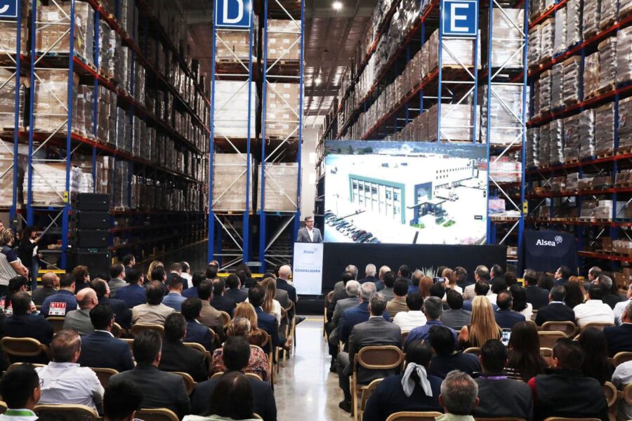 Con inversión récord, Alsea refuerza su cadena de suministro en el occidente del país | Imagen: Cortesía