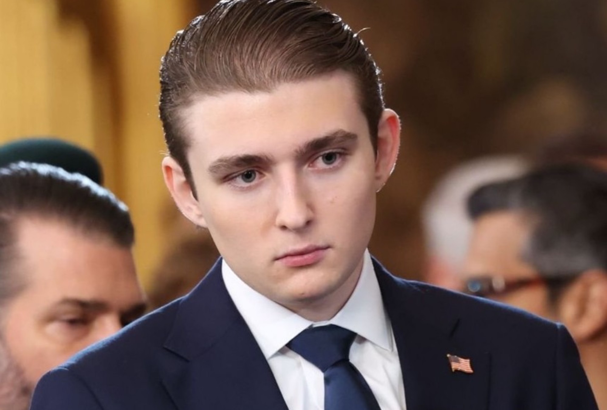 Barron Trump y su fortuna cripto.