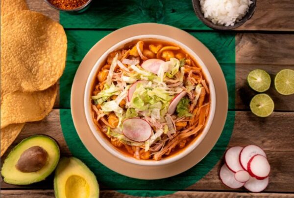 Uber Eats entrega la Bolsa de Oro 2025 y reconoce lo mejor del talento culinario nacional