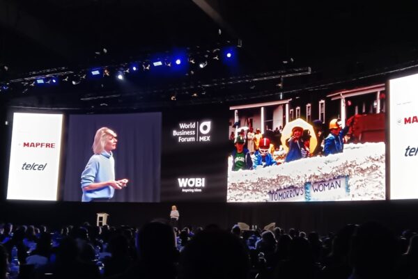 Liderar con valentía social, la revolución contra bullying organizacional