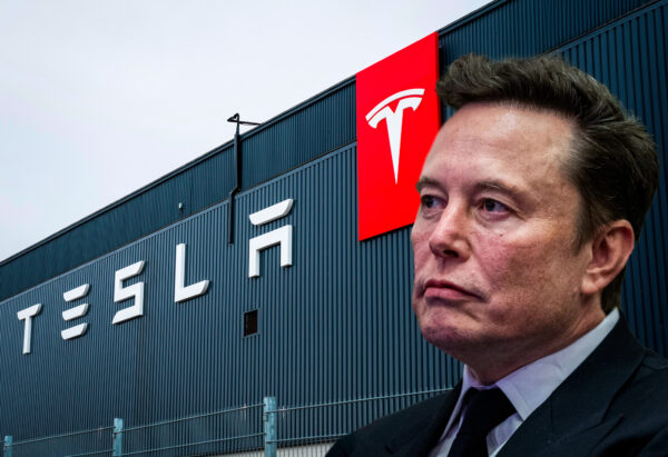 Elon Musk admite que se equivocó: nadie quiere licenciar la conducción autónoma de Tesla