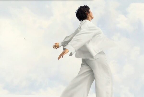 Cloud Dancer: Pantone elige el color del año para 2026. ¿Clásico o aburrido?