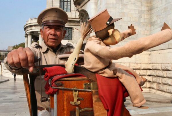 Organilleros ahora son patrimonio intangible de CDMX