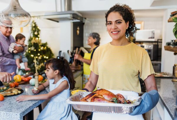 Profeco revela dónde comprar la cena de Navidad 2025 más barata y evitar deudas.