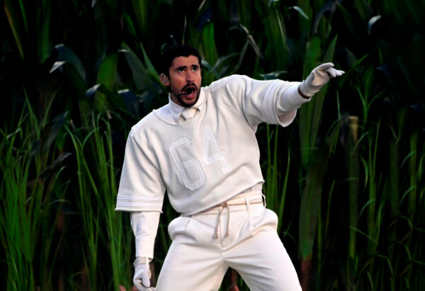 Cómo el show de medio tiempo de Bad Bunny redefinió la narrativa latina en EU