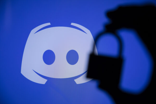 Discord activa configuraciones más estrictas para adolescentes a nivel global