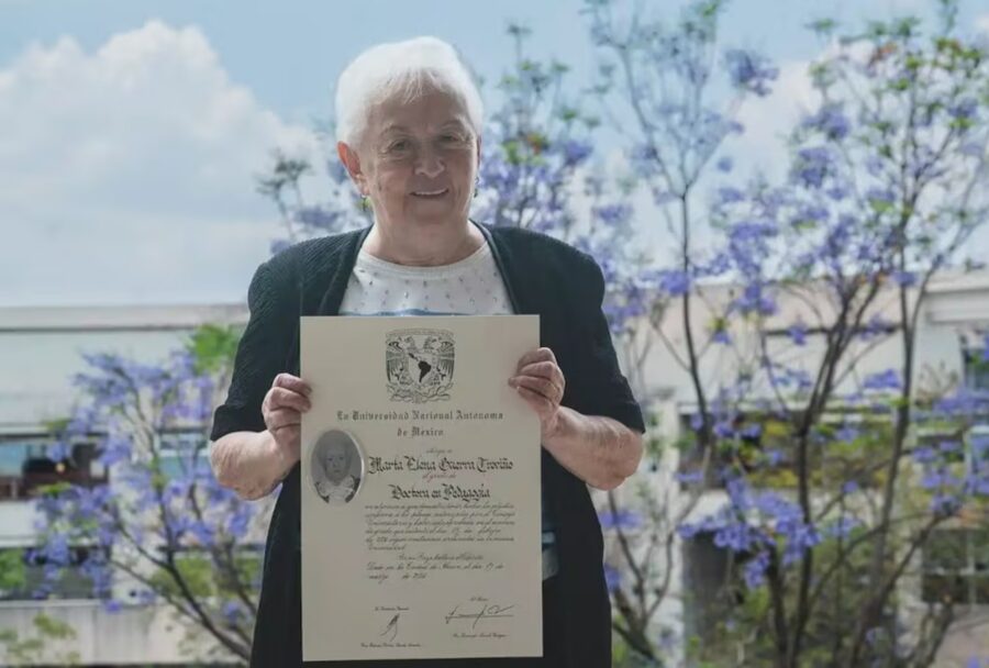 Marta Elena Guerra obtuvo su doctorado a los 89 años en la UNAM | Imagen: @filos_unam vía X
