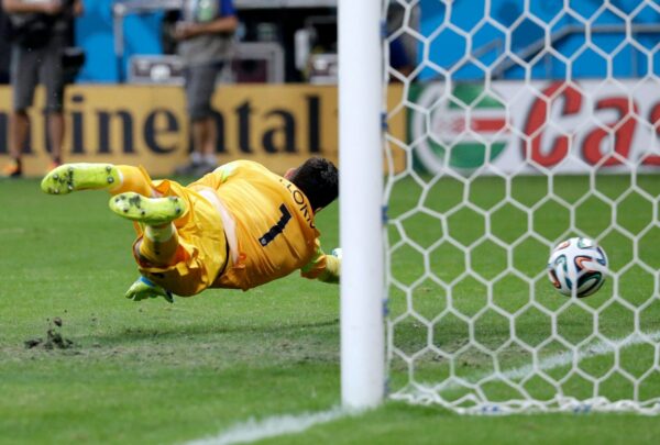 Diseñamos el césped para el Mundial: así logramos crear la misma experiencia de juego en tres países diferentes