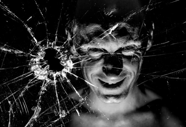 Así eligen su carrera los psicópatas y narcisistas (y por qué dominan ciertos sectores)