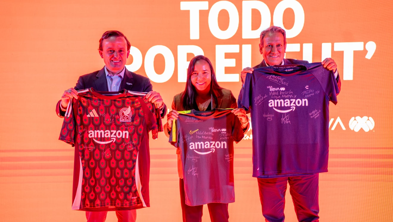 Amazon se conviertió en la primera empresa global que patrocina a tres marcas de la Federación Mexicana de Futbol (FMF) | Imagen: Cortesía