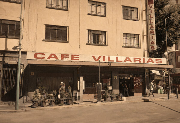 Café Villarías, el histórico rincón cafetero de la CDMX nacido del exilio español