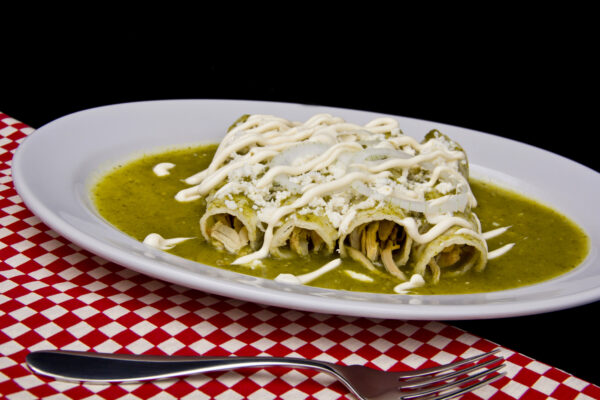 ¿Se te antoja un negocio de enchiladas? Guía completa para emprender con sabor desde cero