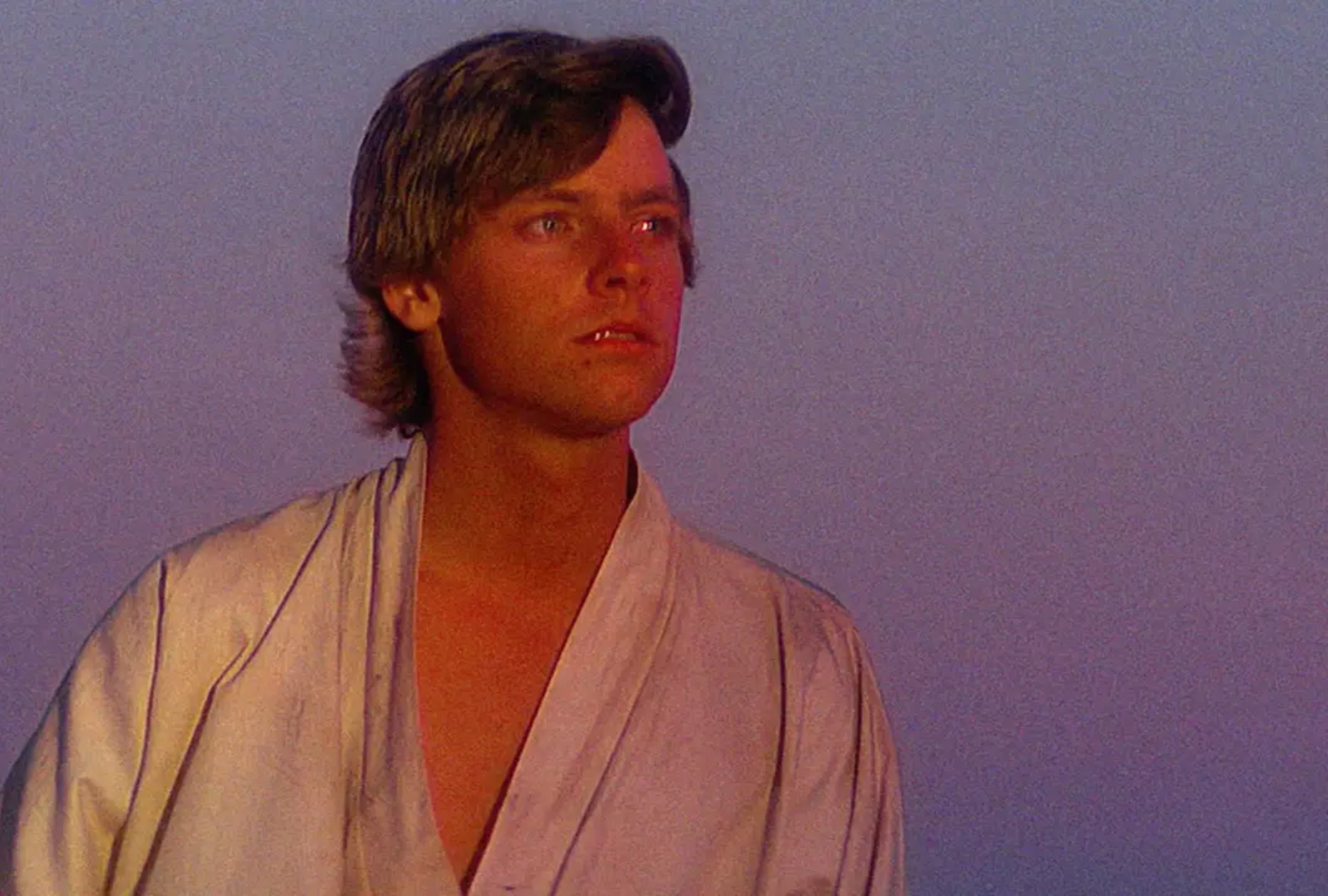 Personajes como Luke y Vader simbolizan decisiones clave de liderazgo.