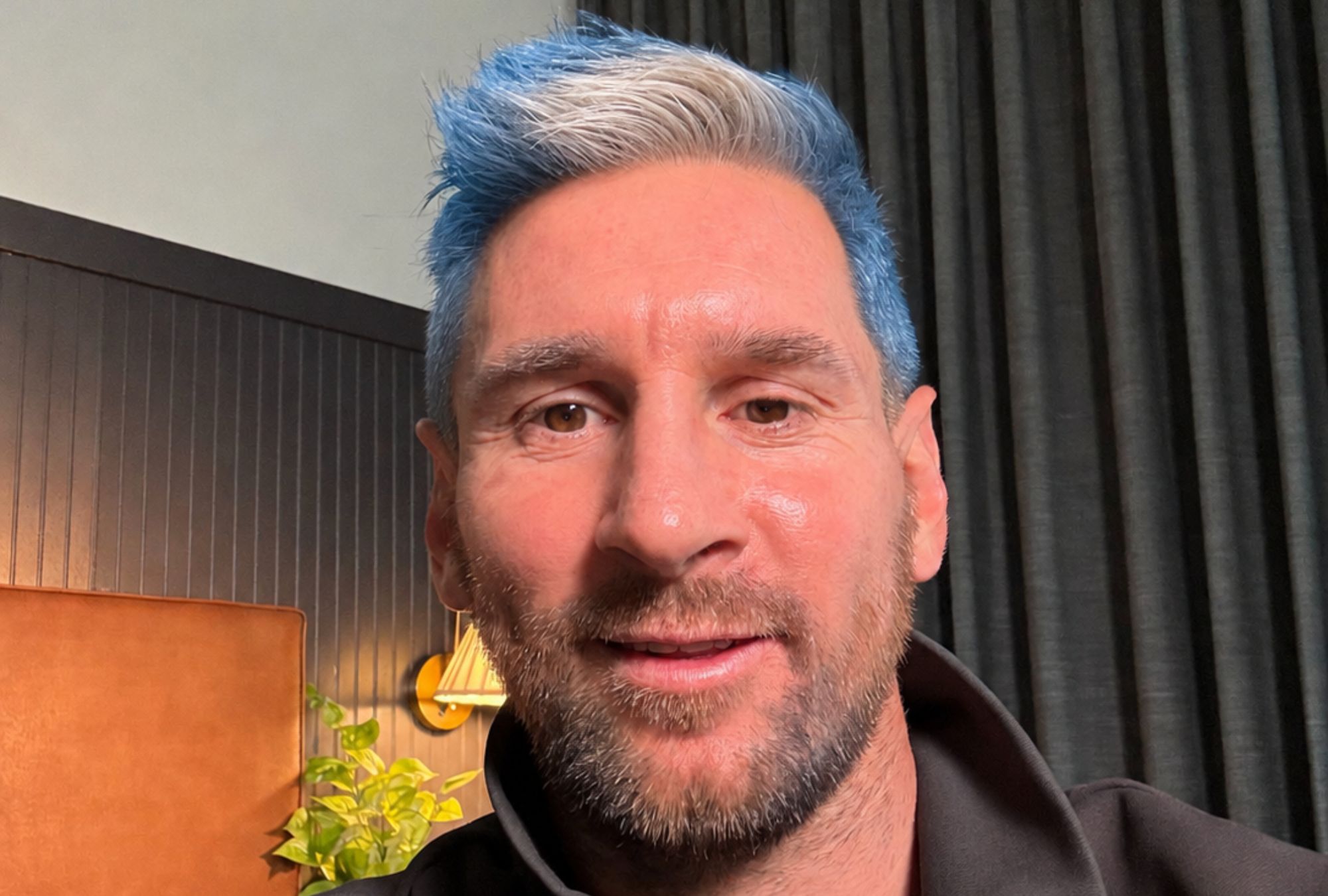 Messi utilizó ChatGPT Images para imaginar un look inspirado en los colores de Argentina.