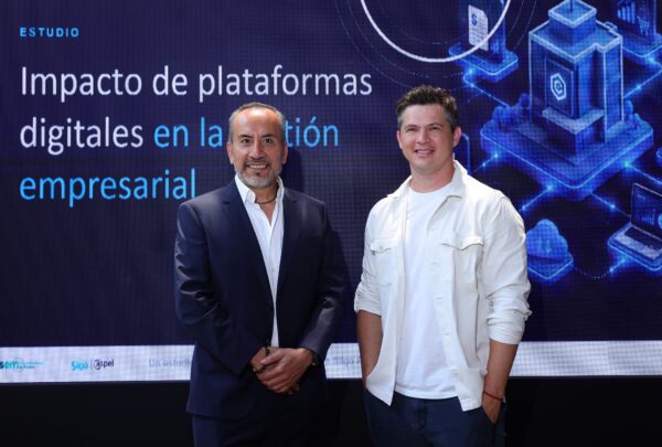 Empresas que usan herramientas digitales facturan 4.8 veces más, revela estudio