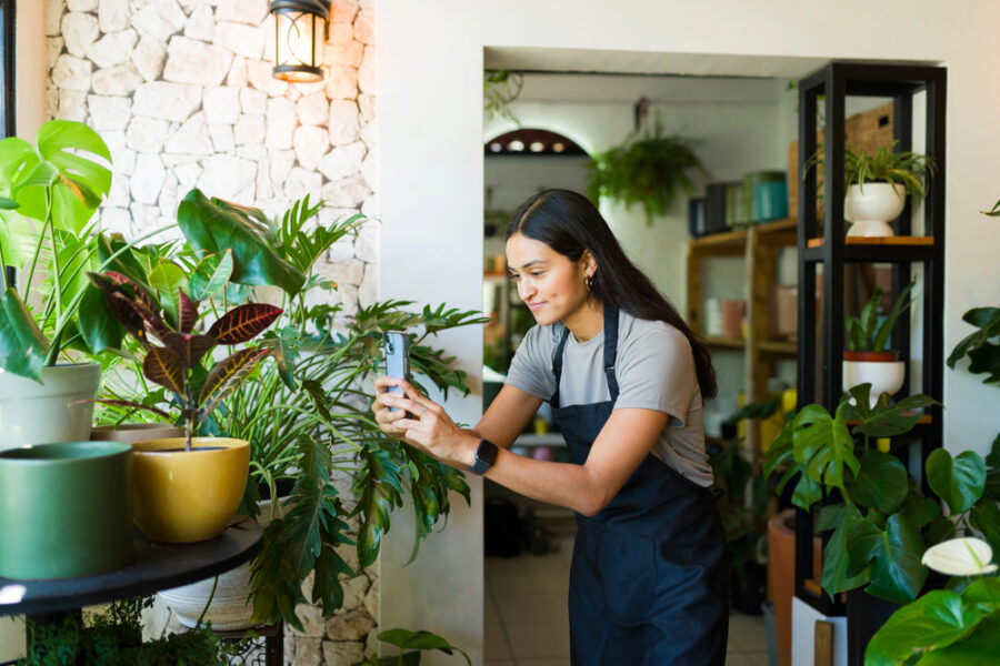 Las mujeres lideran el 37% de los emprendimientos mexicanos, pero siguen enfrentando barreras para escalar | Imagen: Depositphotos.com