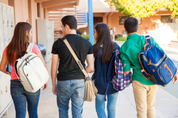 50 negocios que siempre funcionan cerca de una escuela y cómo aprovechar el regreso a clases