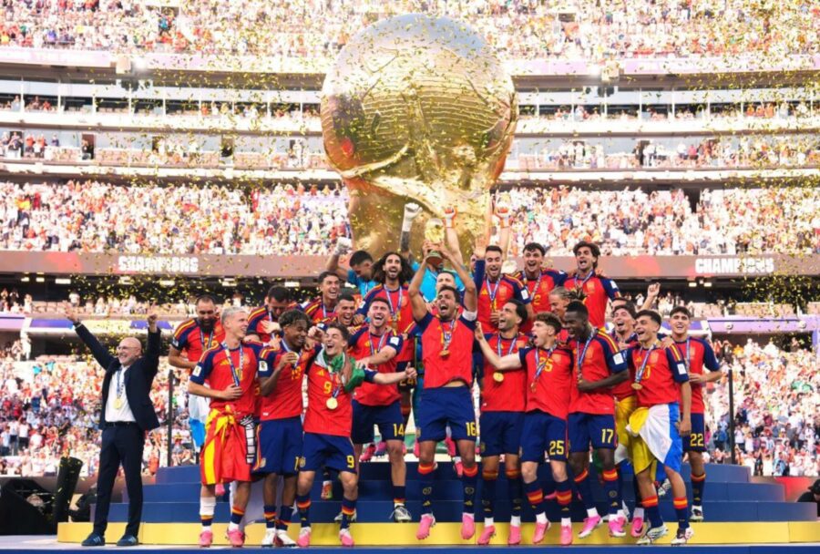 Las crisis empresariales, como los partidos decisivos, no se resuelven con improvisación | Imagen: @SEFutbol vía X