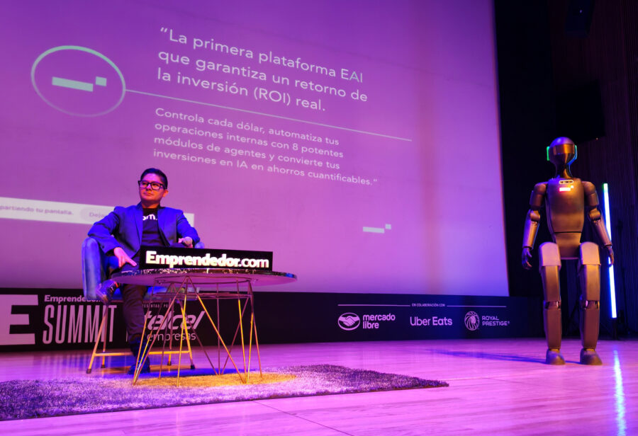 Roomie IT: el robot que ayudó a médicos en pandemia y la empresa que hoy vive de la IA