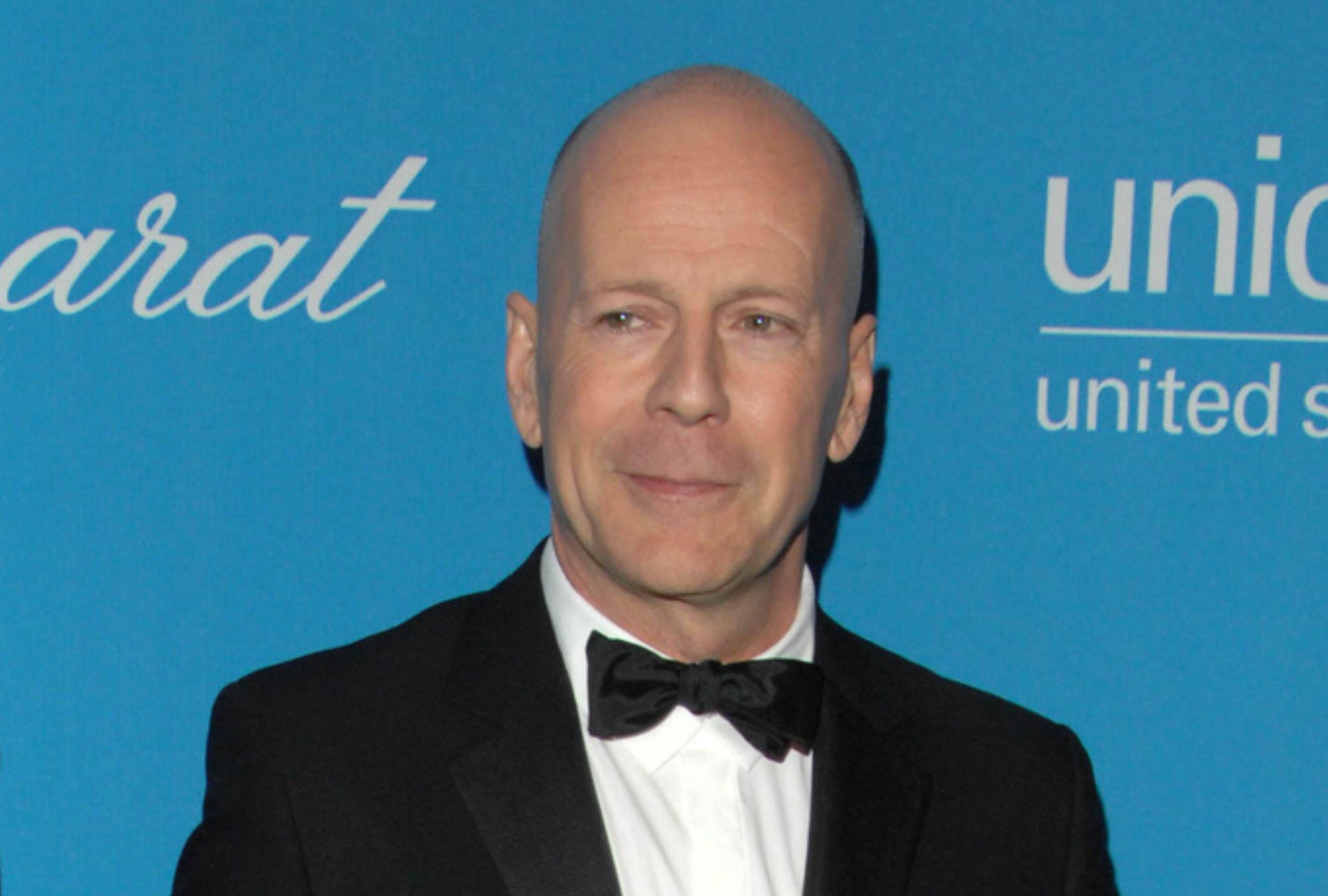 Familia de Bruce Willis donará su cerebro a la ciencia tras su muerte para ayudar a investigar la demencia frontotemporal que padece.