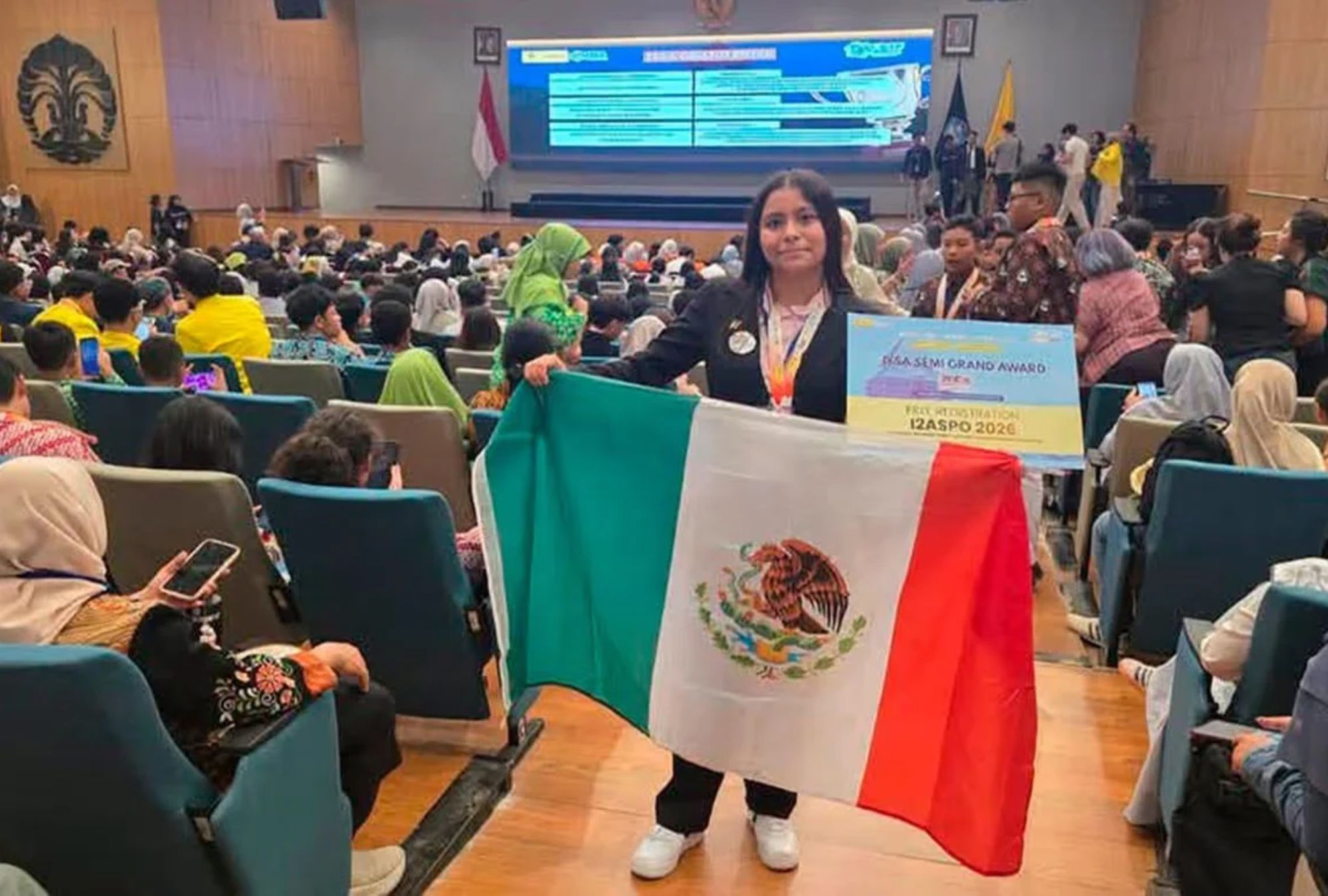 Ángela Karime Hernández Venegas obtuvo oro en ISIF 2026 con su prototipo Vortex Tech.