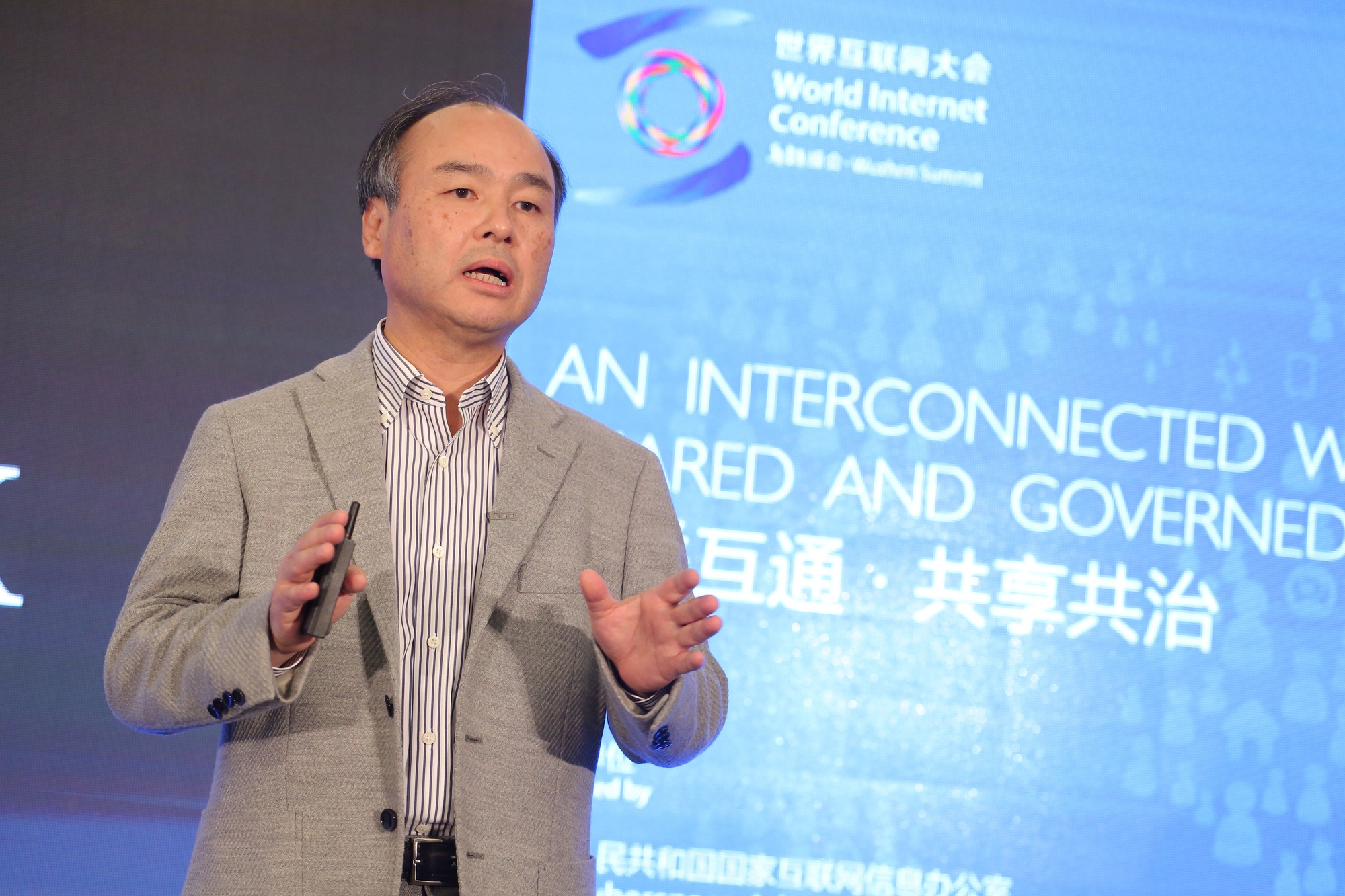 Masayoshi Son ha convertido la inteligencia artificial en el centro de la estrategia de inversión de SoftBank.