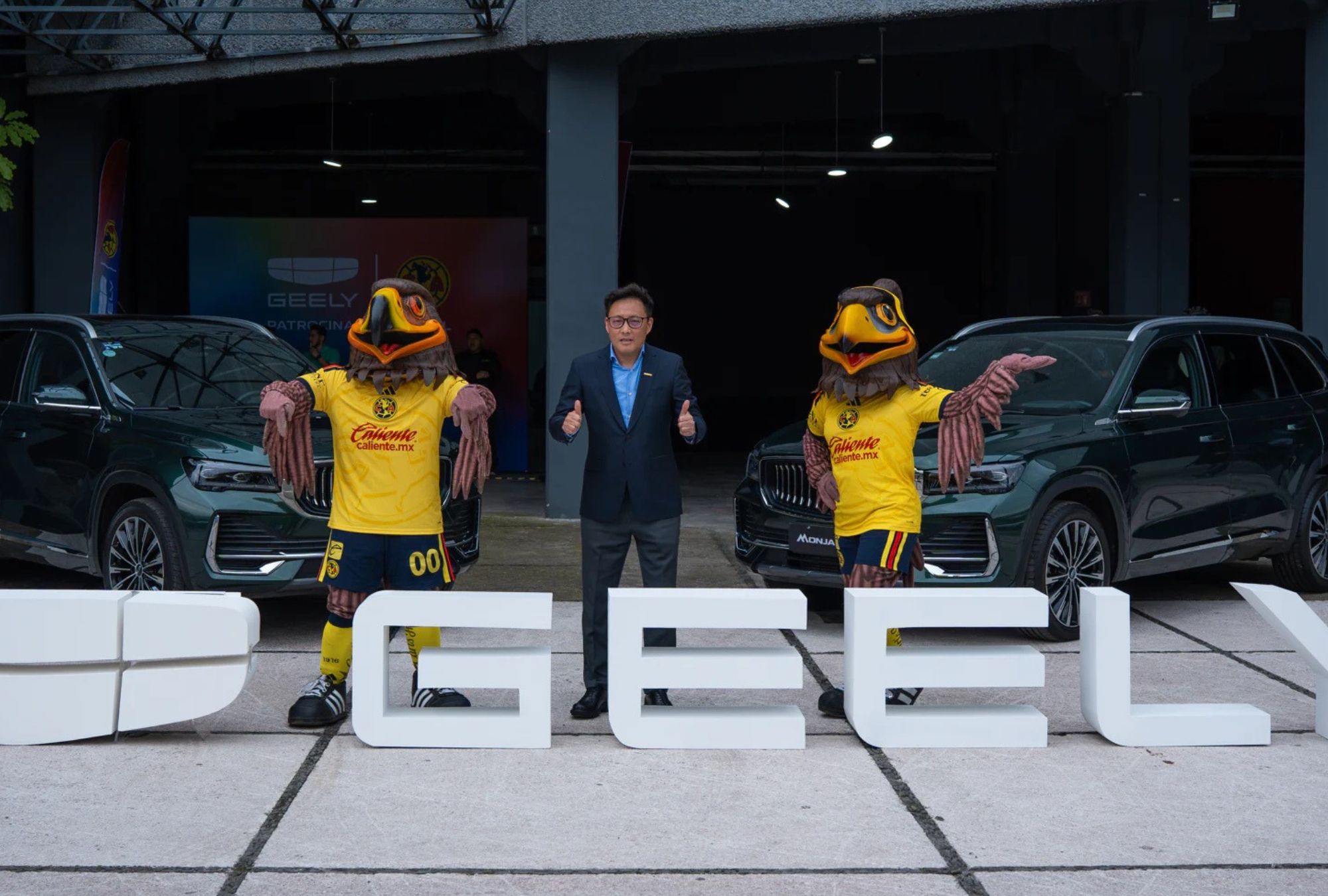 Geely entregó 15 vehículos que serán utilizados en las actividades y operaciones del Club América.