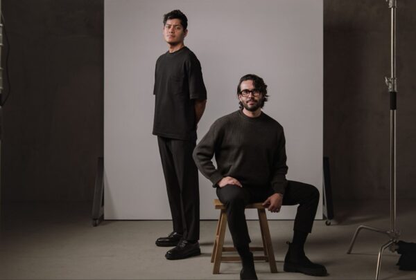 Dos estudiantes hicieron una lámpara en Puebla; 10 años después venden diseño mexicano al mundo