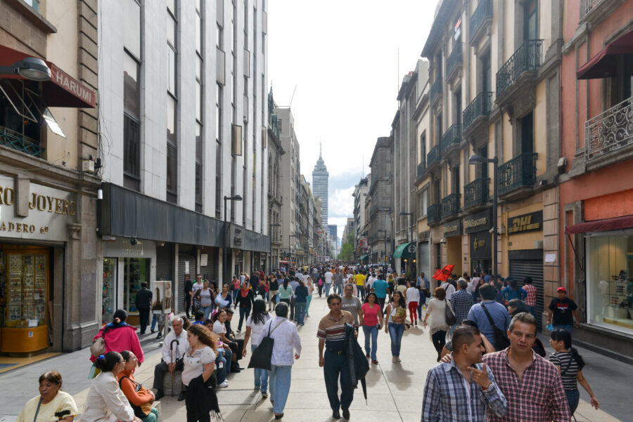 La proporción de habitantes de 60 años y más aumentó de 16.2% a 19.8% en cinco años | Imagen: Depositphotos.com