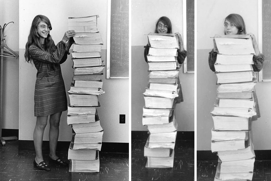 Margaret Hamilton dirigió los equipos responsables del software de vuelo de los módulos lunar y de mando del programa Apolo | Imagen: MIT